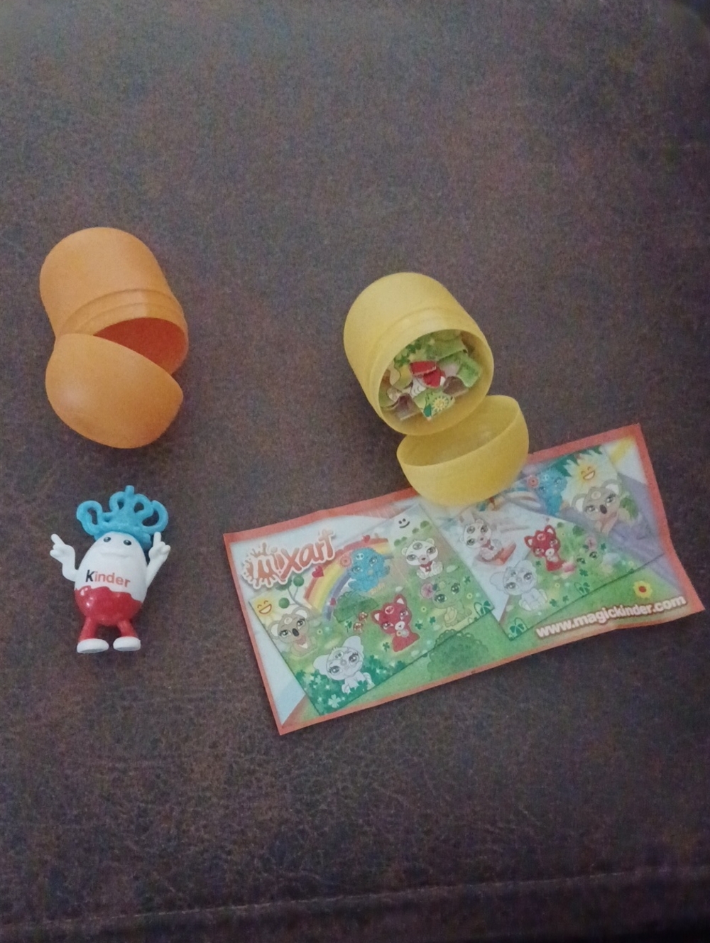 $4 Add-on Kinder Surprise Toy Figure & Puzzle